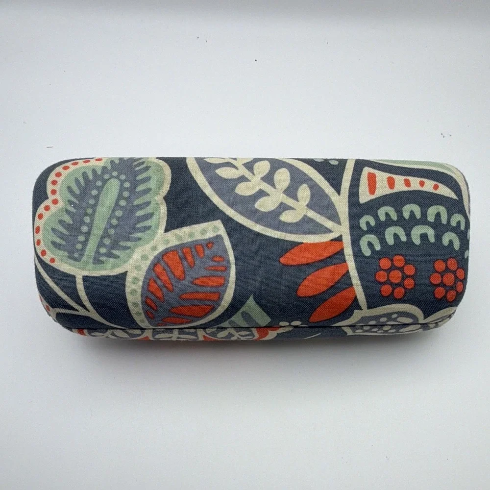 Vera Bradley Desert Patchwork DSP Eyeglass Frames 46-15-125 Black Aqua w/ Case